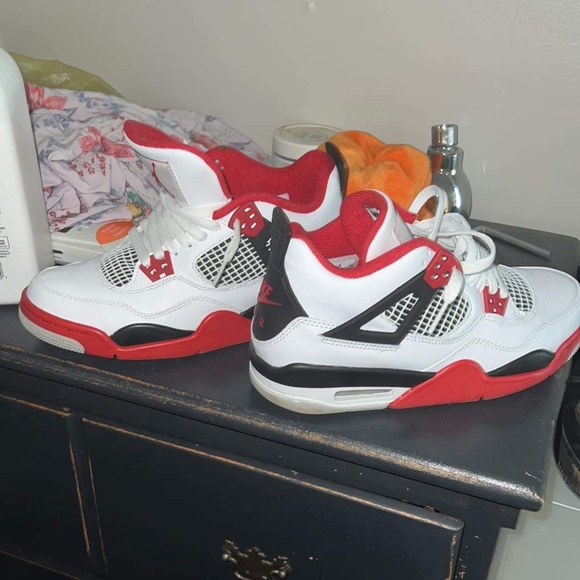 Jordan Other - Fire red 4s
